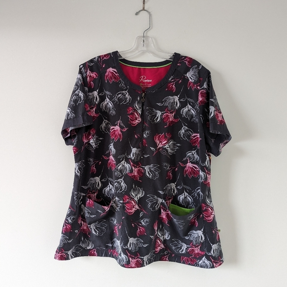 Premiere by Healing Hands Women's Floral Print Scrub Top - Size 2X